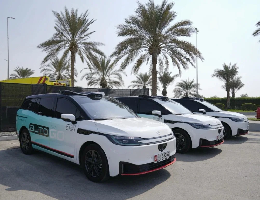 Traffic Chaos from Apollo Go's Robotaxi Malfunction in Wuhan Highlights Safety Issues