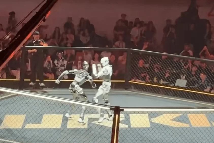 Humanoid Robot Combat Captivates Elon Musk: Insights from China’s Martial Robotics Event